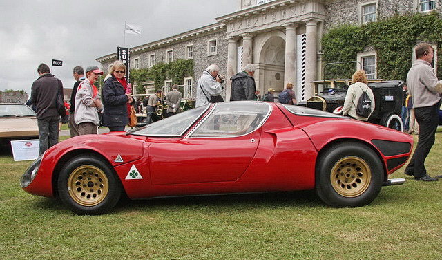 800px-Alfa_Romeo_Tipo_33_Stradale_Side