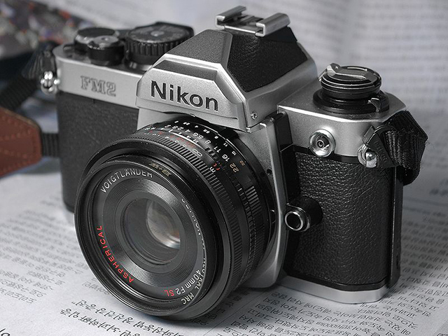 nikon