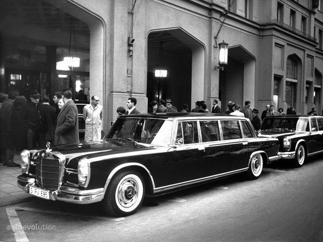 MERCEDESBENZ600Pullman-V100--2103_7